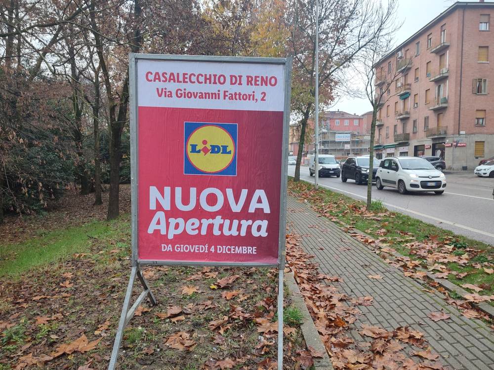 Cavalletto per la nuova apertura Lidl a Casalecchio di Reno